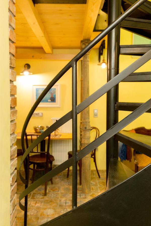 Artistic Apartment บูดาเปสต์ ภายนอก รูปภาพ