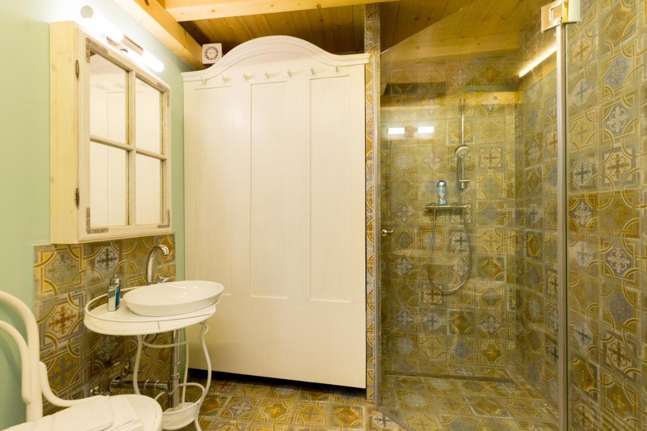 Artistic Apartment บูดาเปสต์ ภายนอก รูปภาพ